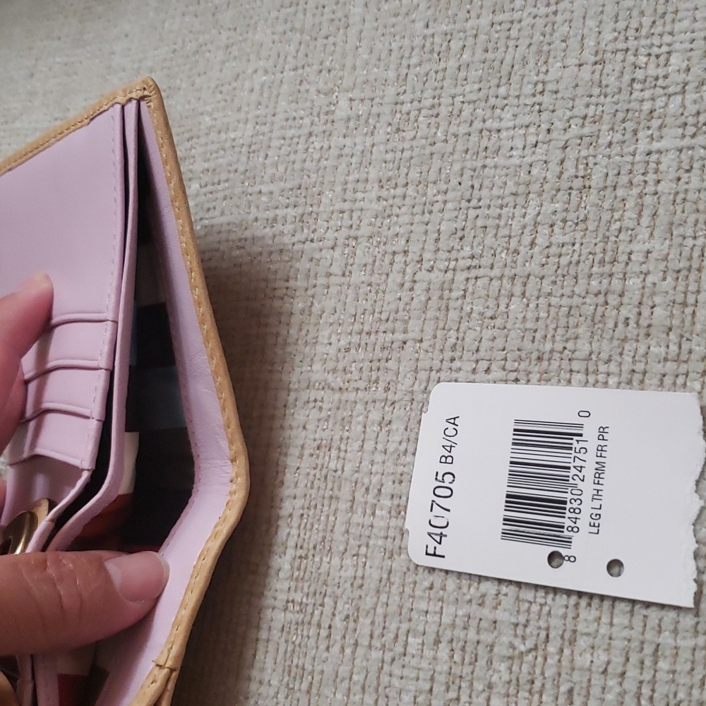 Coach New Pebble Hobo Tan Color Handbag + Wallet 🥳 - Picture 16 of 17